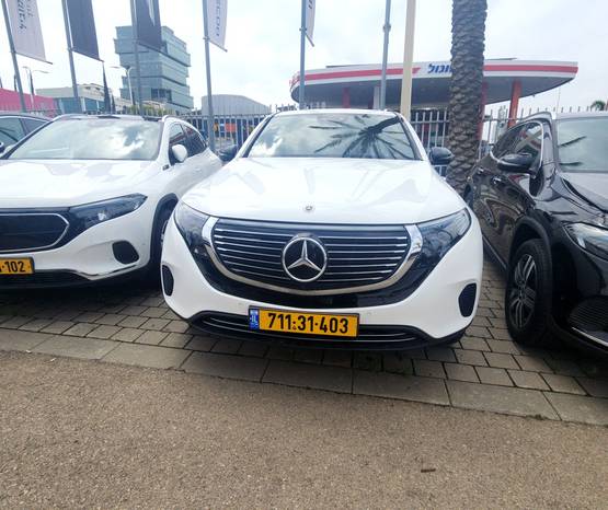 מרצדס EQC 2024 -  מבט קדמי 