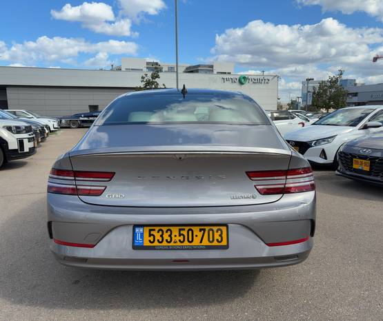 GENESIS G80 EV 2024 -  מבט אחורי 