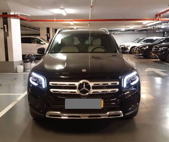 מרצדס GLB 2020 -  מבט קדמי 