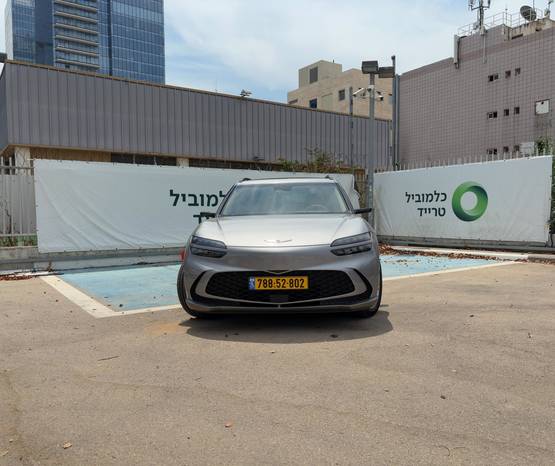 GENESIS GV60 2023 -  מבט קדמי 