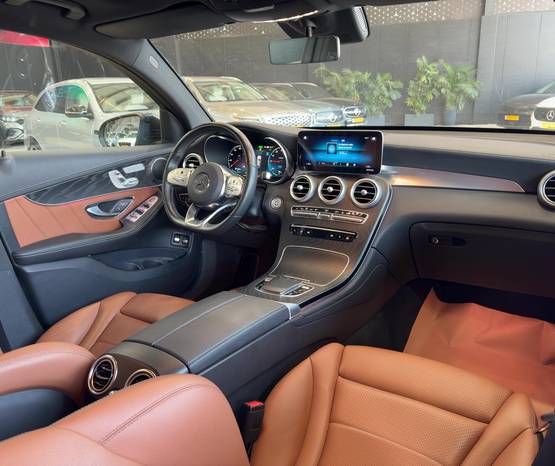 מרצדס GLC COUPE (C253) 2022 -  תא המטען
