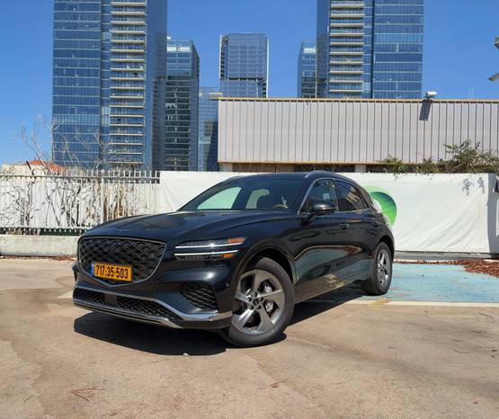 GENESIS GV70 2026 -  מבט צדדי 