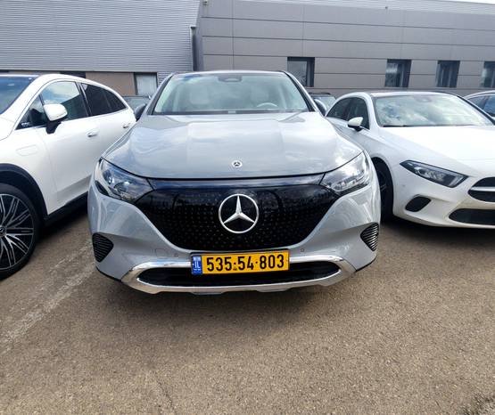 מרצדס EQE SUV 2024 -  מבט קדמי 