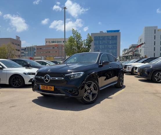 מרצדס GLC COUPE 2026 -  מבט צדדי 