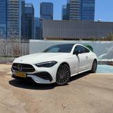 מבט צדדי לבן 2026מרצדס CLE Coupe