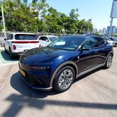 מבט צדדי כחול 2023GENESIS GV60