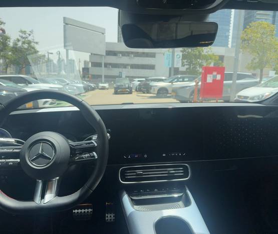 מרצדס CLA EQ 2025 -  פנים הרכב 