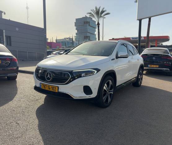 מרצדס EQA 2022 -  מבט צדדי 