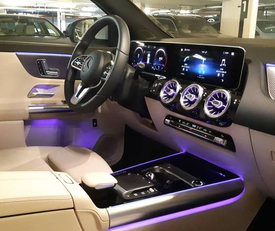 מרצדס New GLA 2020 -  פנים הרכב 