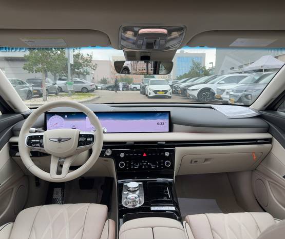 יונדאי GENESIS  G80 2025 -  פנים הרכב 
