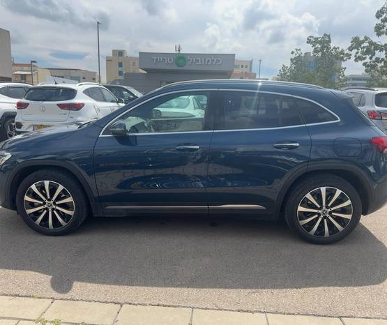 מרצדס GLA 2022 -  מבט אחורי 