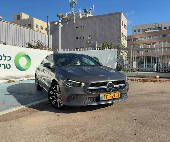 מרצדס CLA 2022 -  מבט קדמי 