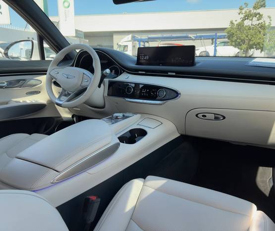 GENESIS GV70 EV 2023 -  תא המטען
