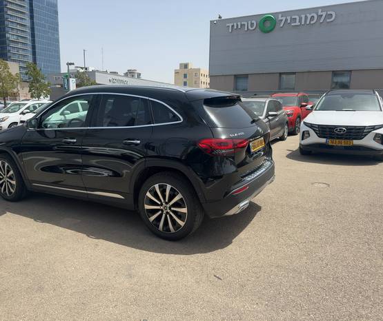 מרצדס GLA 2021 -  מבט אחורי 