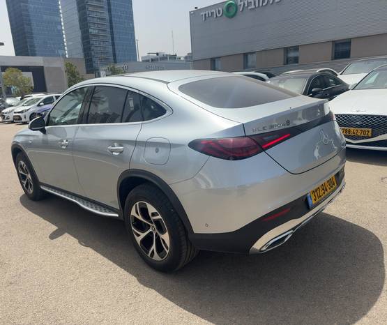 מרצדס GLC COUPE 2026 -  מבט אחורי 