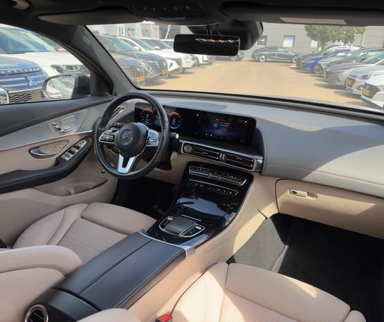 מרצדס EQC 2023 -  תא המטען
