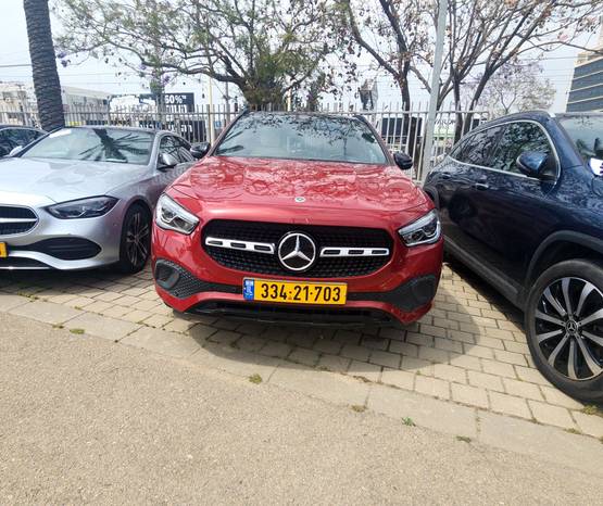 מרצדס GLA 2023 -  מבט קדמי 