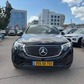 מבט צדדי שחור 2023מרצדס EQC