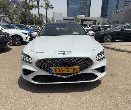 GENESIS G70 2024 -  מבט קדמי 