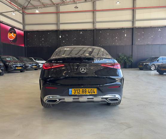 מרצדס GLC COUPE 2026 -  מבט אחורי 