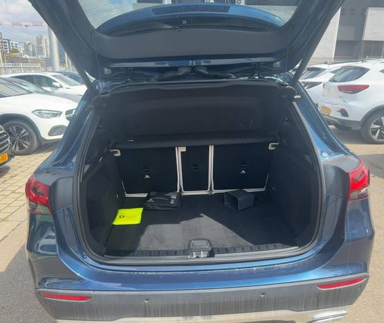 מרצדס GLA 2022 -  תא המטען
