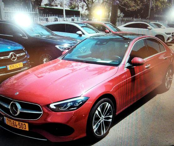 מרצדס C-Class 2024 -  מבט צדדי 