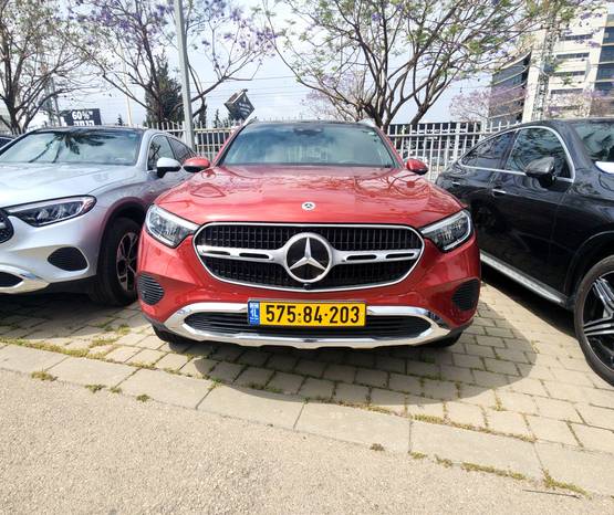 מרצדס GLC 2024 -  מבט קדמי 