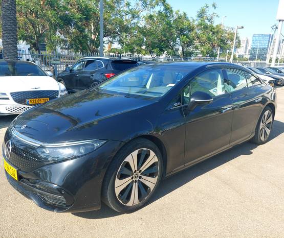 מרצדס EQS 2022 -  מבט צדדי 