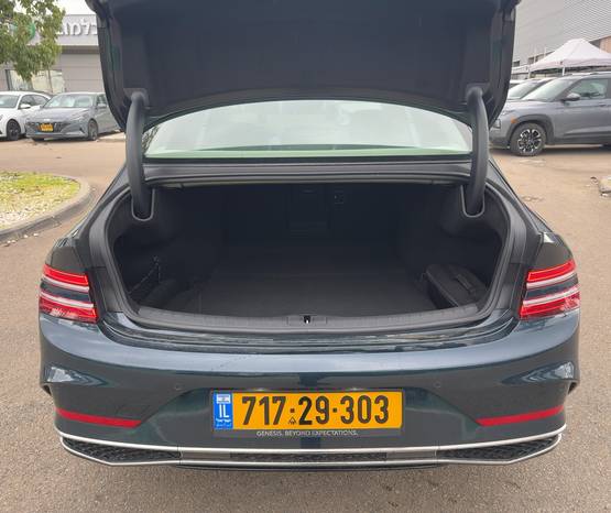 יונדאי GENESIS  G80 2025 -  תא המטען

