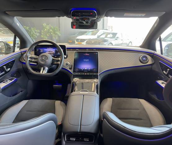 מרצדס EQE 2024 -  פנים הרכב 