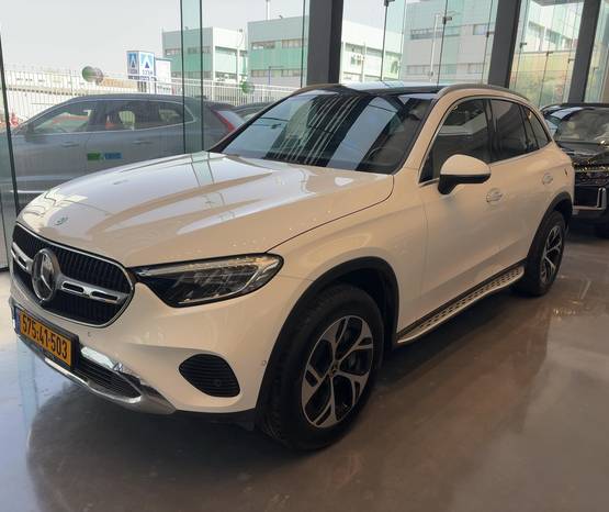 מרצדס GLC 2024 -  מבט צדדי 