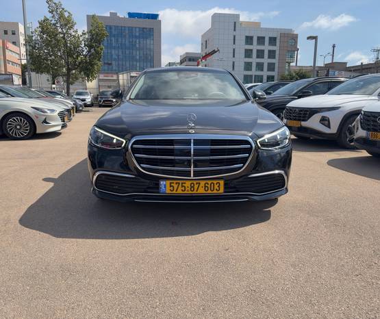 מרצדס S-Class 2024 -  מבט קדמי 