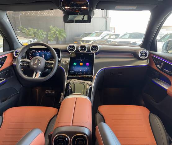 מרצדס GLC COUPE 2026 -  פנים הרכב 