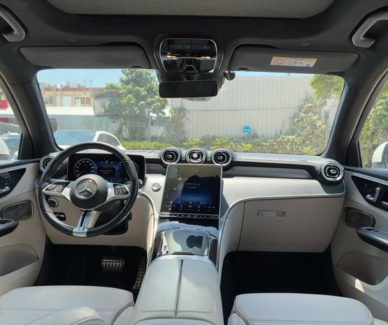 מרצדס GLC 2023 -  פנים הרכב 