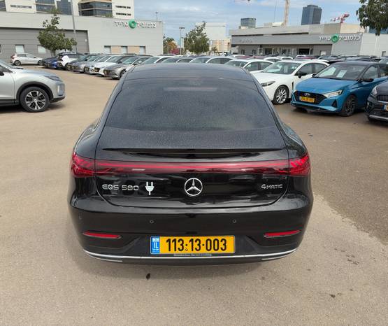 מרצדס EQS 2022 -  מבט אחורי 