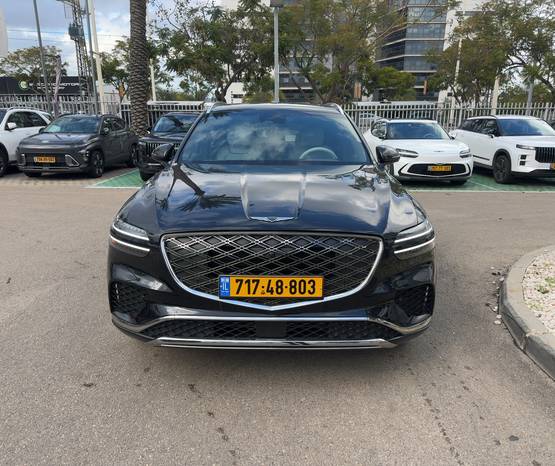 GENESIS GV70 2025 -  מבט קדמי 