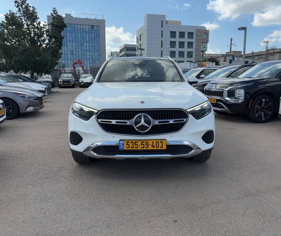 מרצדס GLC 2024 -  מבט קדמי 