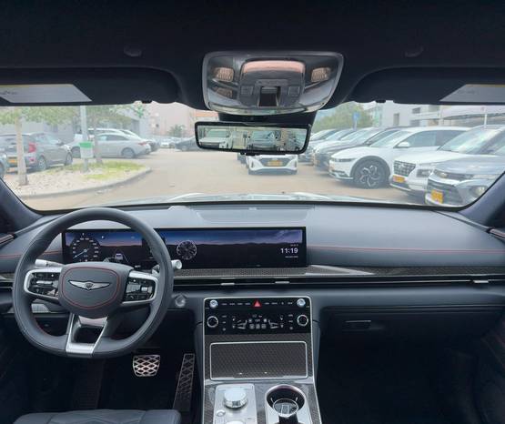 GENESIS GV80 2025 -  פנים הרכב 